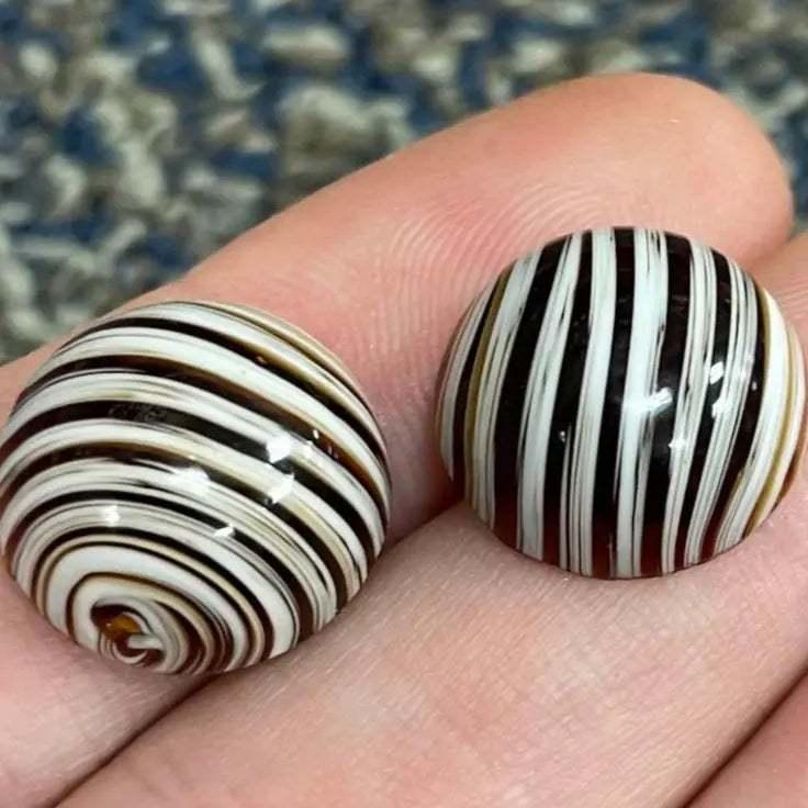 2 Vintage Brown Striped Round Glass Cabochons - Sea Beads