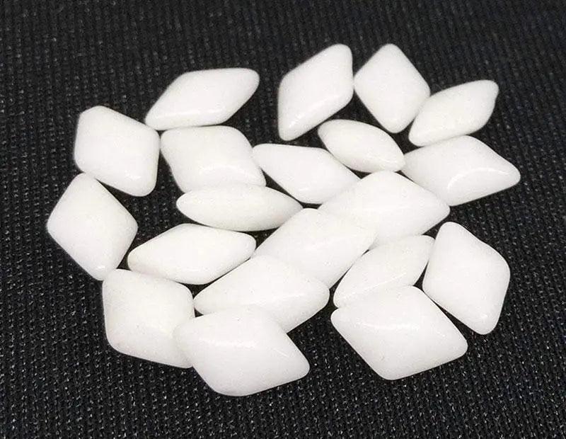20 Vintage White Diamond Glass Stones - Sea Beads