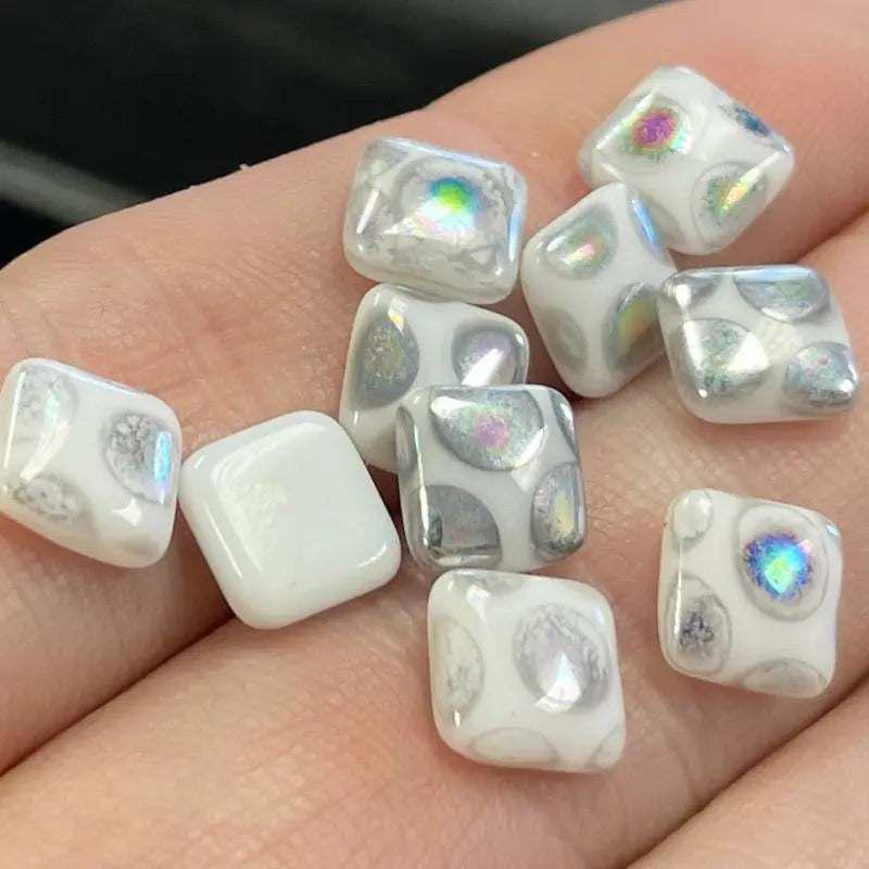 24 Vintage White Peacock Eye Square Glass Cabochons - Sea Beads