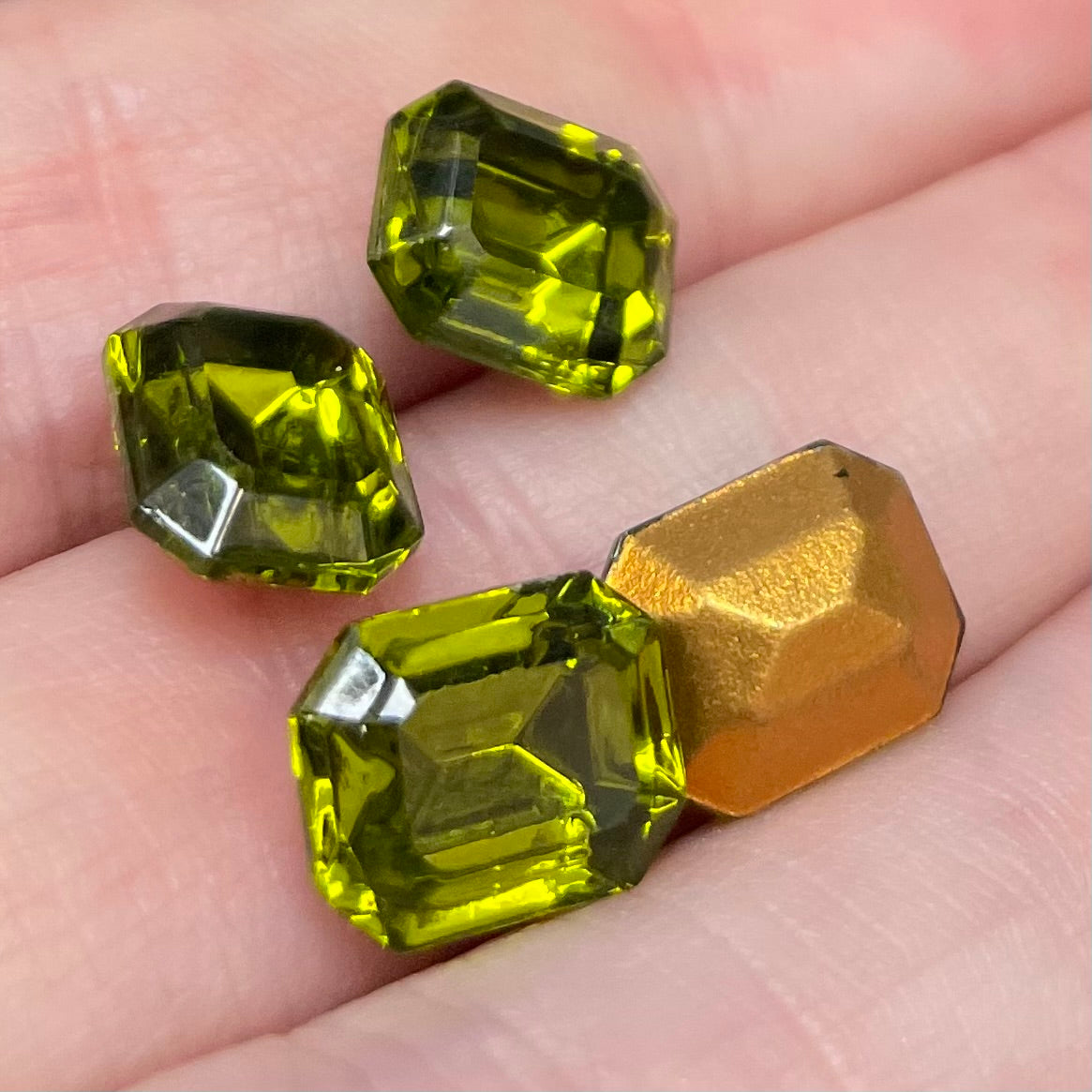 8 Vintage Green Olivine Swarovski Octagon Crystal Stones