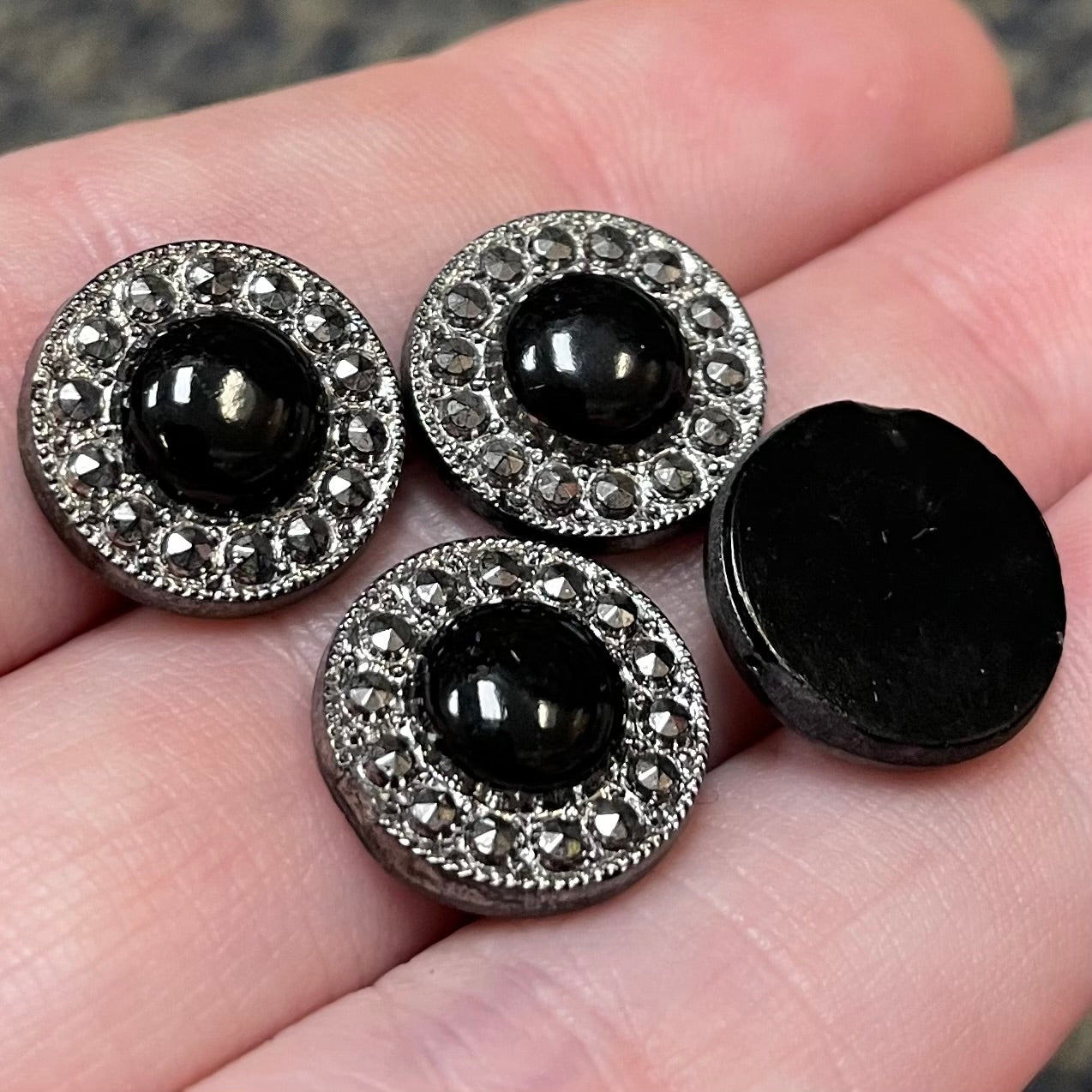 4 Vintage Black Silver Round Glass Cabochons