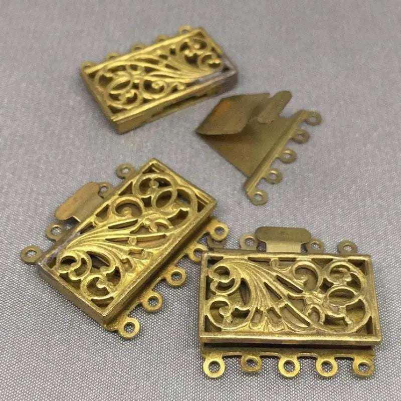 1 Vintage Brass 5-Strand Clasp - Sea Beads