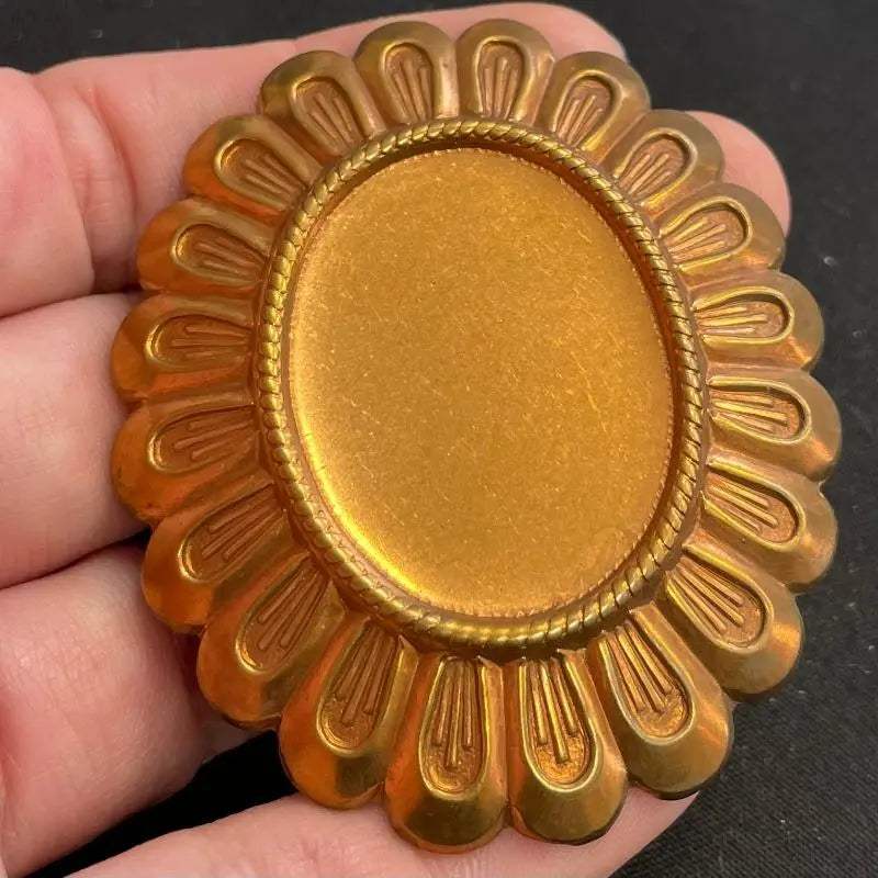 1 Vintage Brass Large Oval Bezel Metal Stamping - Sea Beads