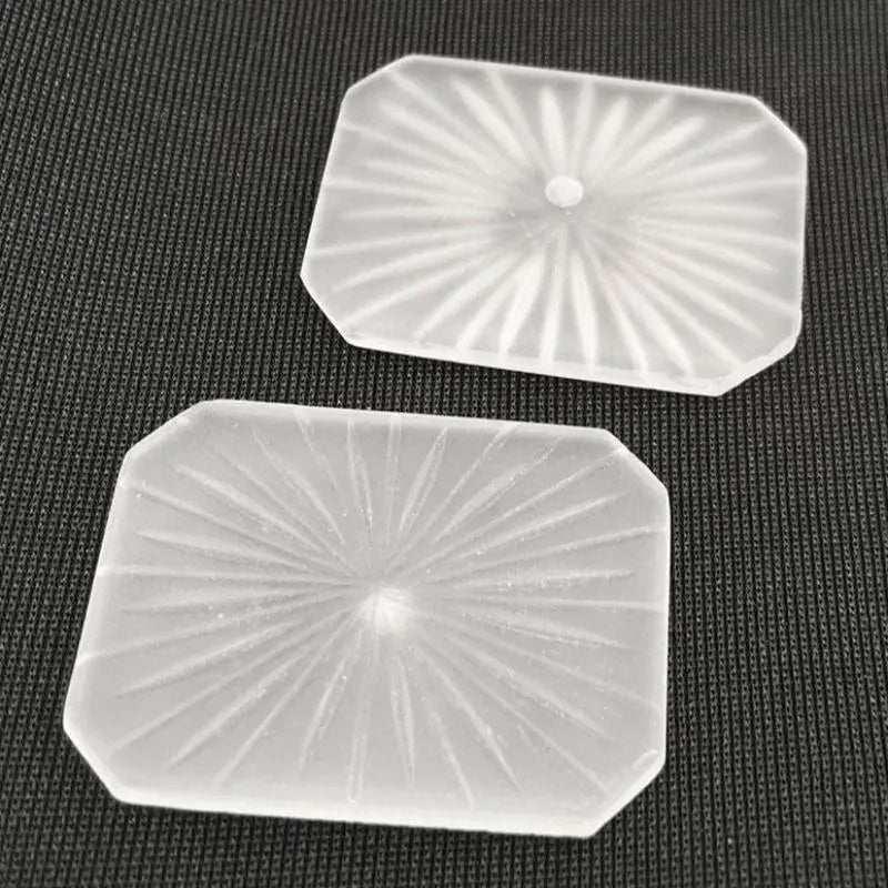 1 Vintage Clear Frosted Camphor Glass Stone - Sea Beads