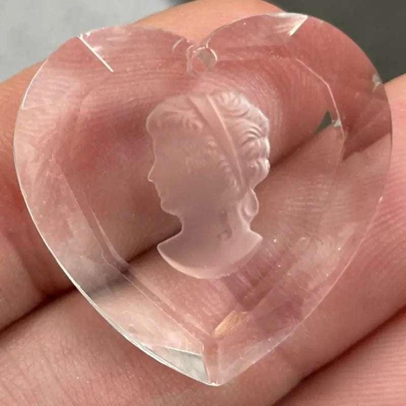 1 Vintage Clear Intaglio Cameo Heart Crystal Pendant - Sea Beads