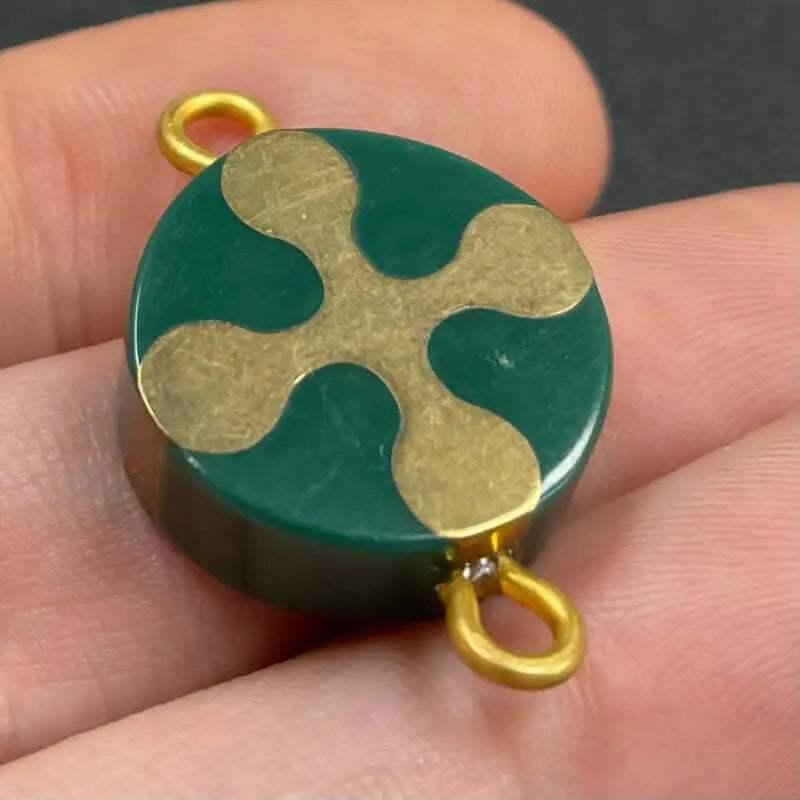 1 Vintage Green Heavy Brass Connector - Sea Beads
