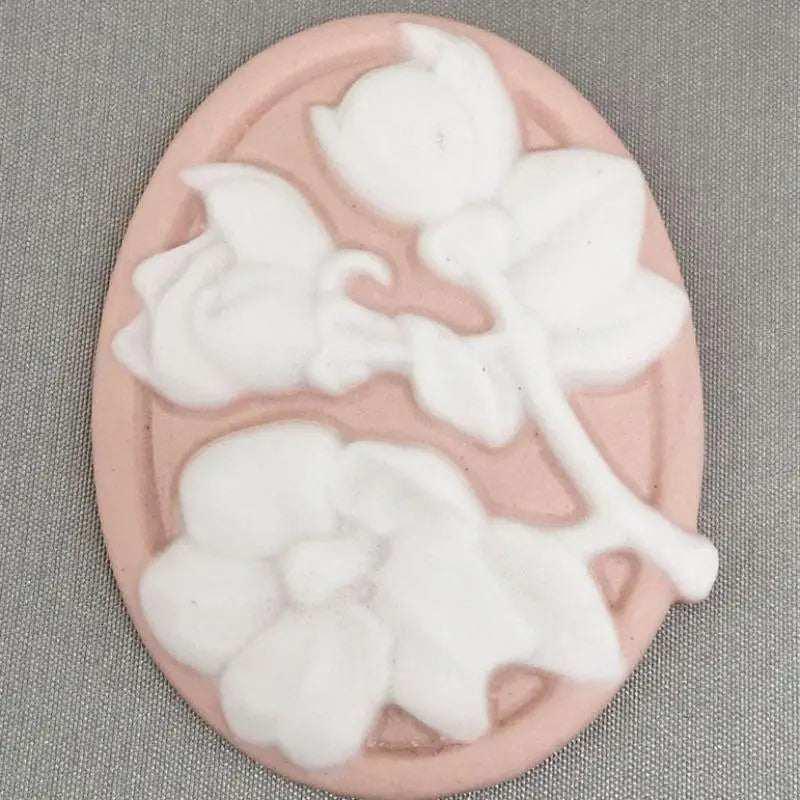1 Vintage Peach Pink Floral Cameo Porcelain Cabochon - Sea Beads