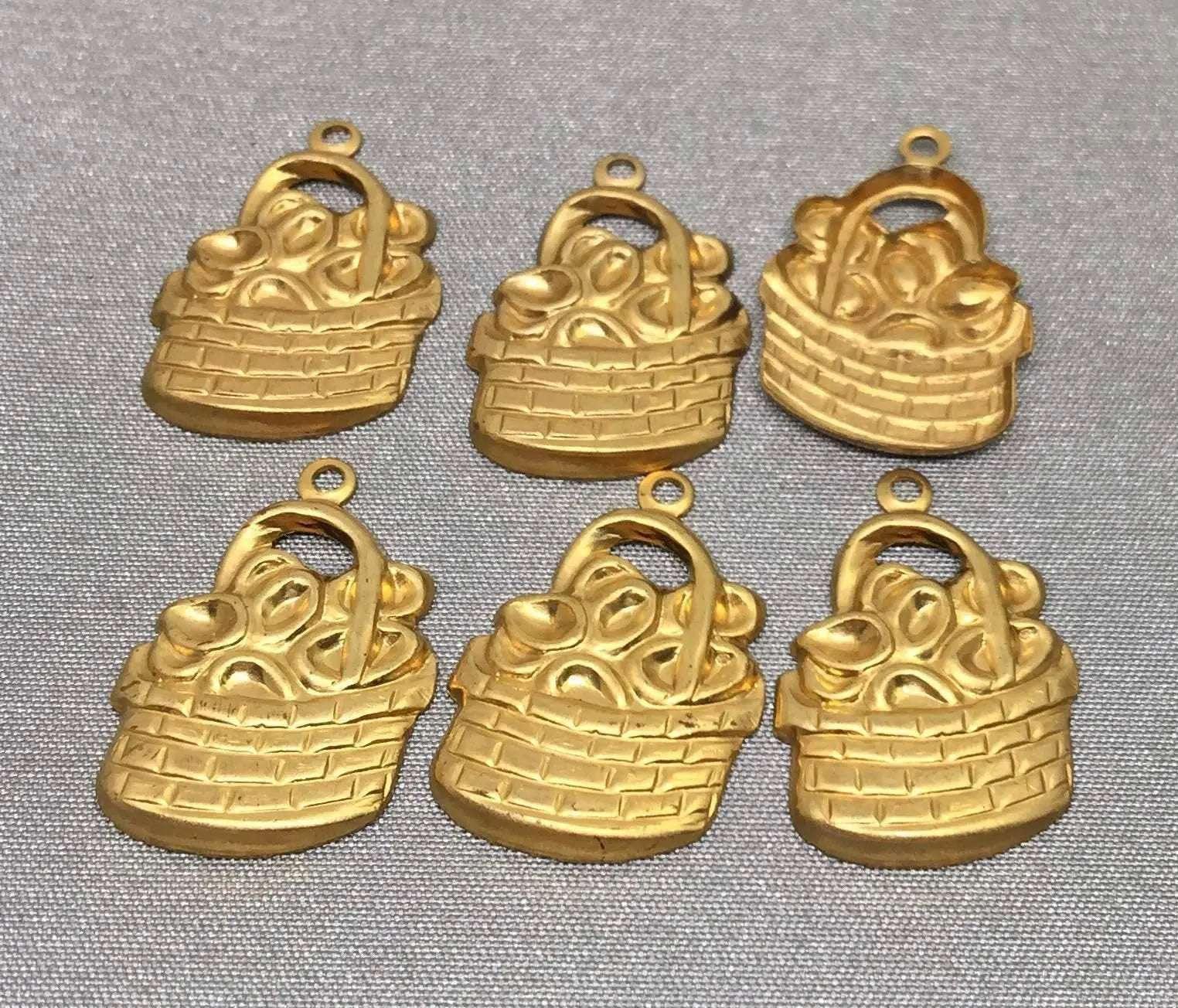 10 Vintage Brass Basket Metal Charms - Sea Beads