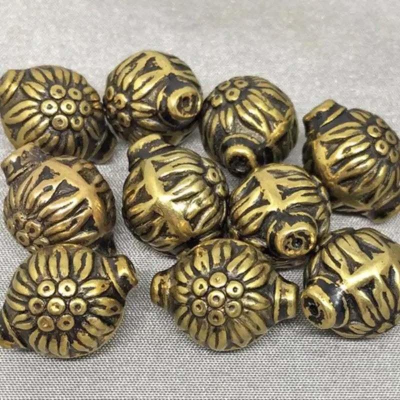 10 Vintage Gold Acrylic Floral Beads - Sea Beads