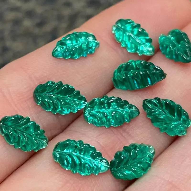 10 Vintage Green Leaf Glass Cabochons - Sea Beads