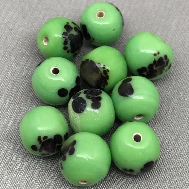 10 Vintage Green Millefiori Japan Round Glass Beads - Sea Beads