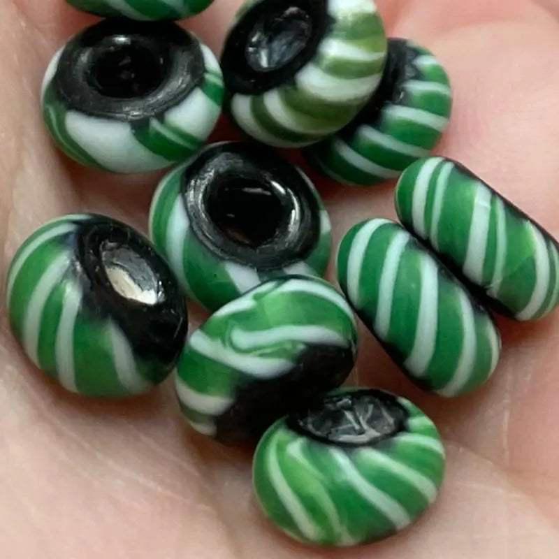 10 Vintage Green Black African Ring Matte Glass Beads - Sea Beads