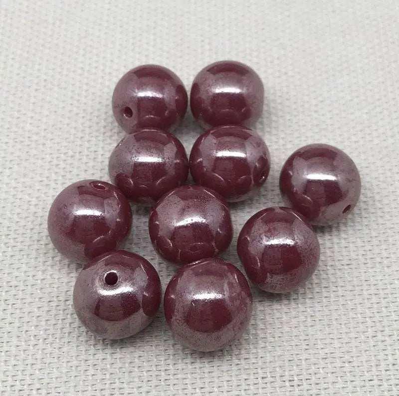 10 Vintage Red Maroon Czech Round Glass Beads - Sea Beads