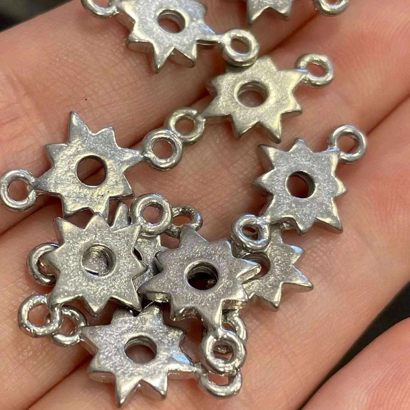 10 Vintage Silver Pewter Star Connectors - Sea Beads