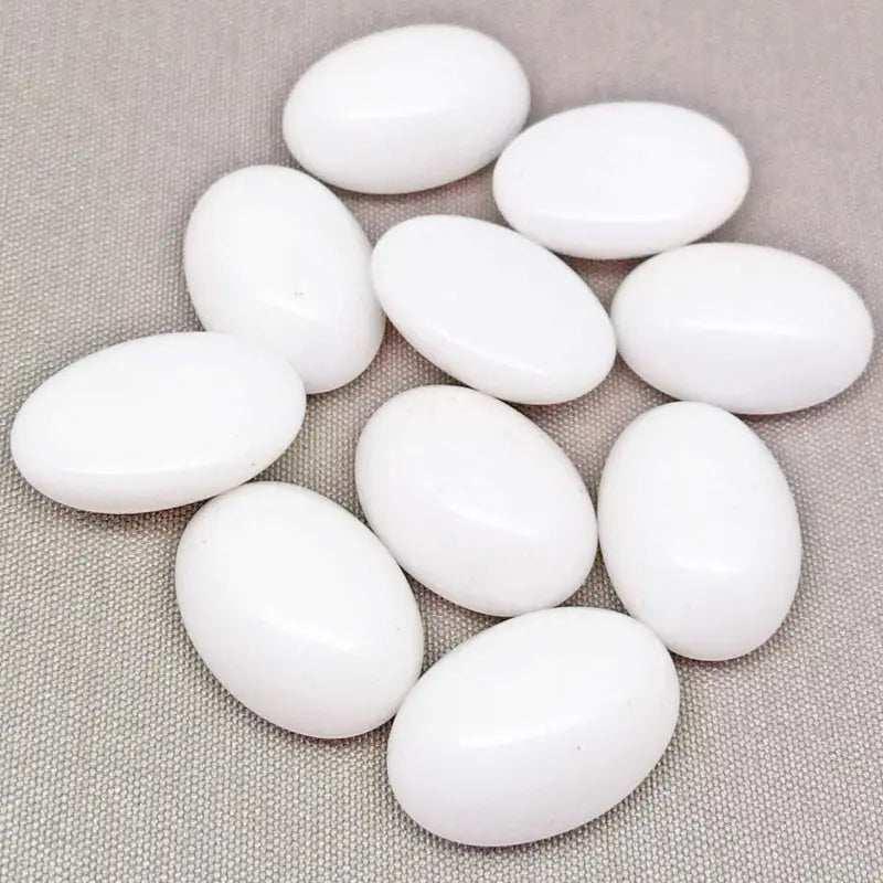 10 Vintage White Oval Glass Cabochons - Sea Beads