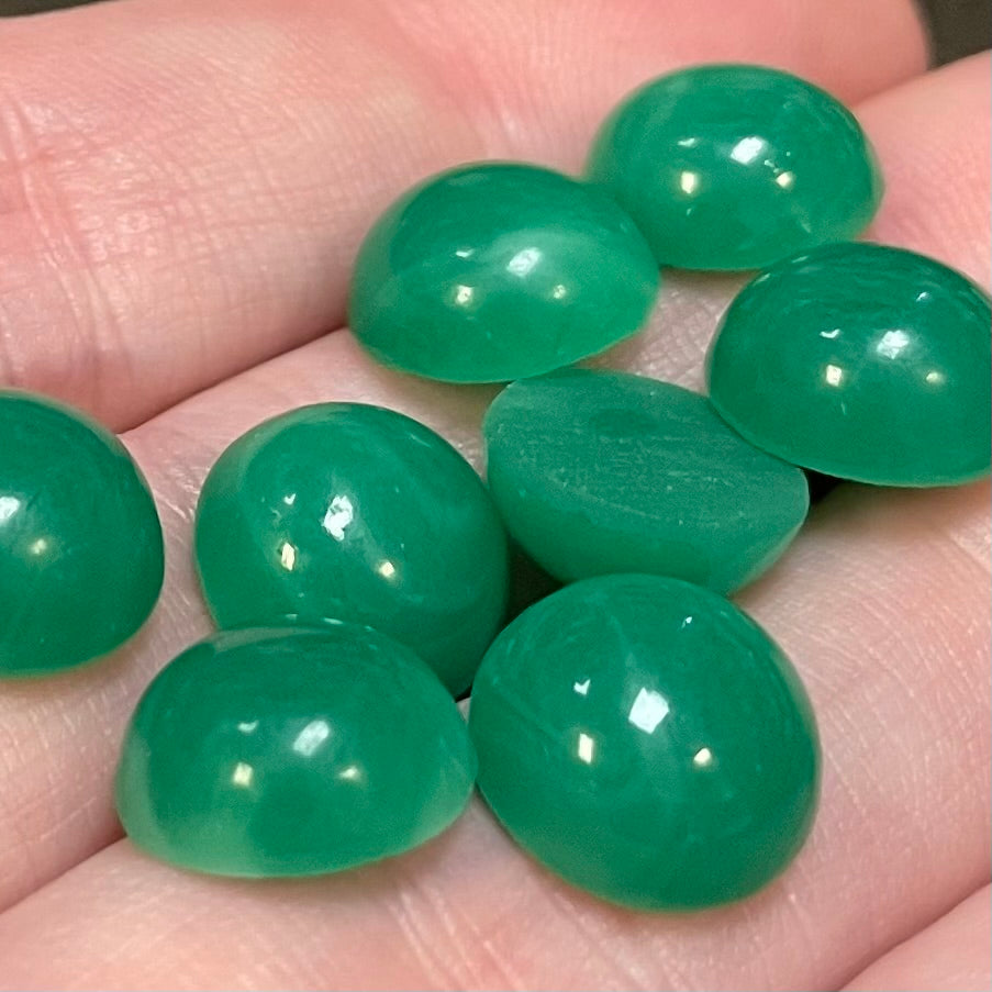 8 Vintage Green Jade Opal Round Glass Cabochons