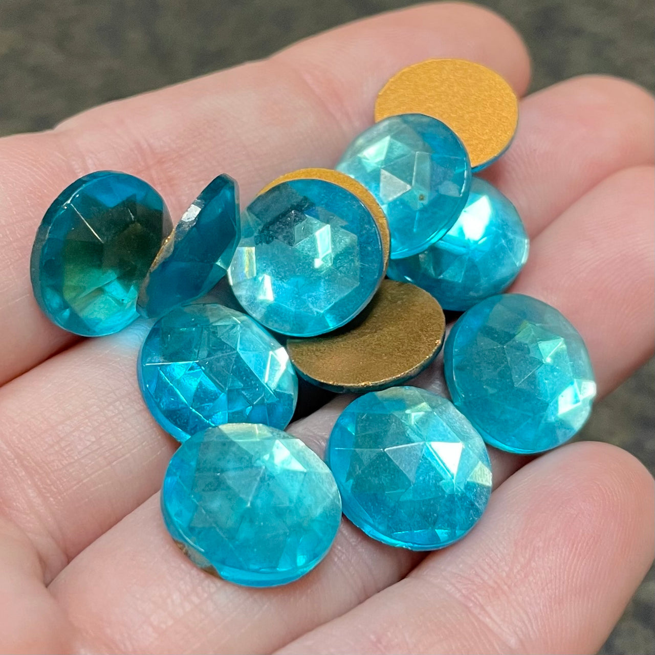 12 Vintage Blue Aqua Light Round Glass Cabochons