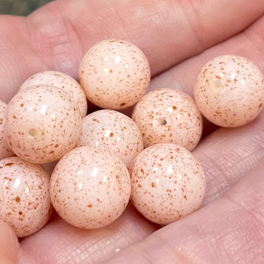 10 Vintage Peachy Pink Speckled Round Glass Beads