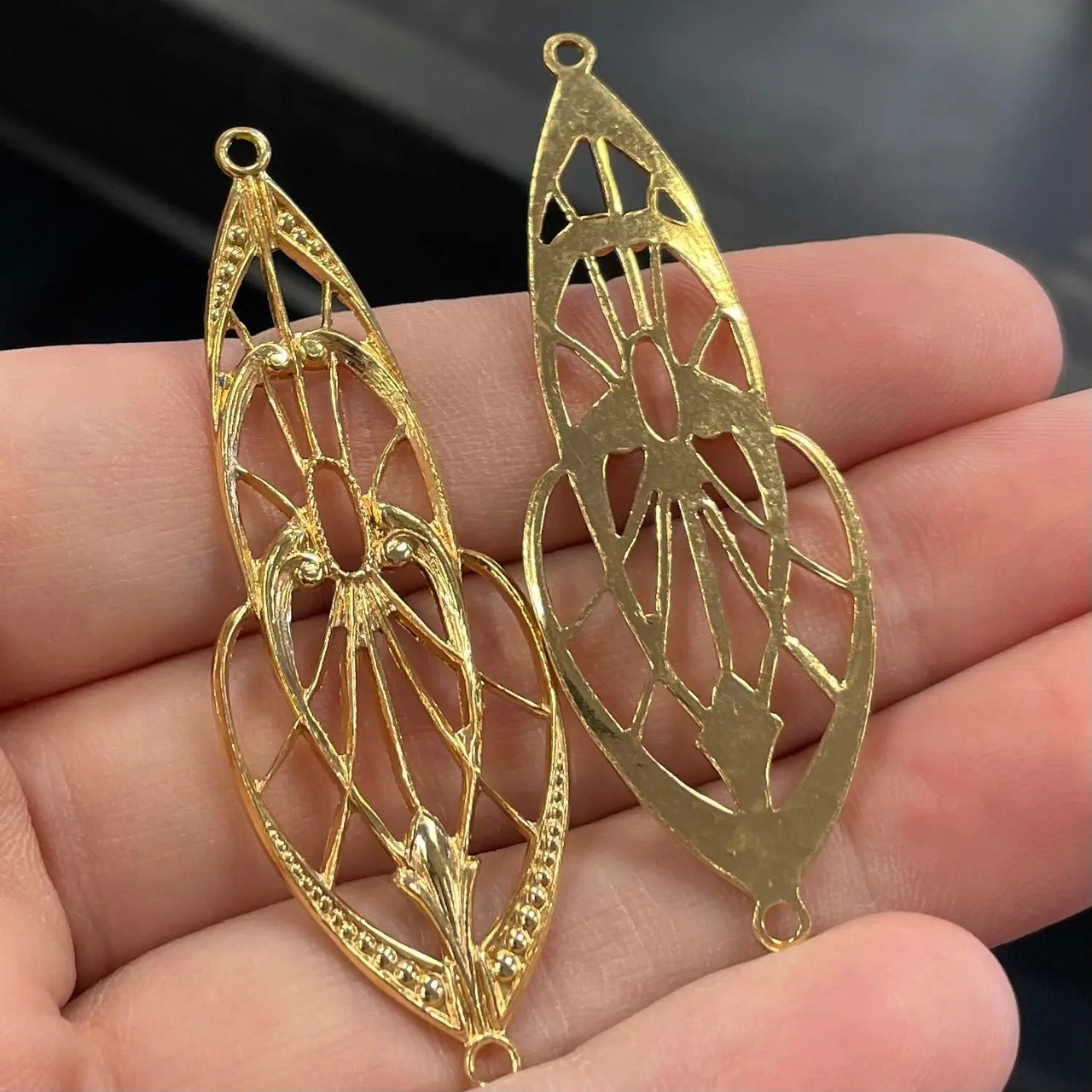 2 Elegant Golden Vintage Connector Pendants - Sea Beads