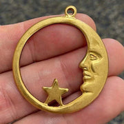 2 Vintage Brass Man in the Moon Round Pendants - Sea Beads