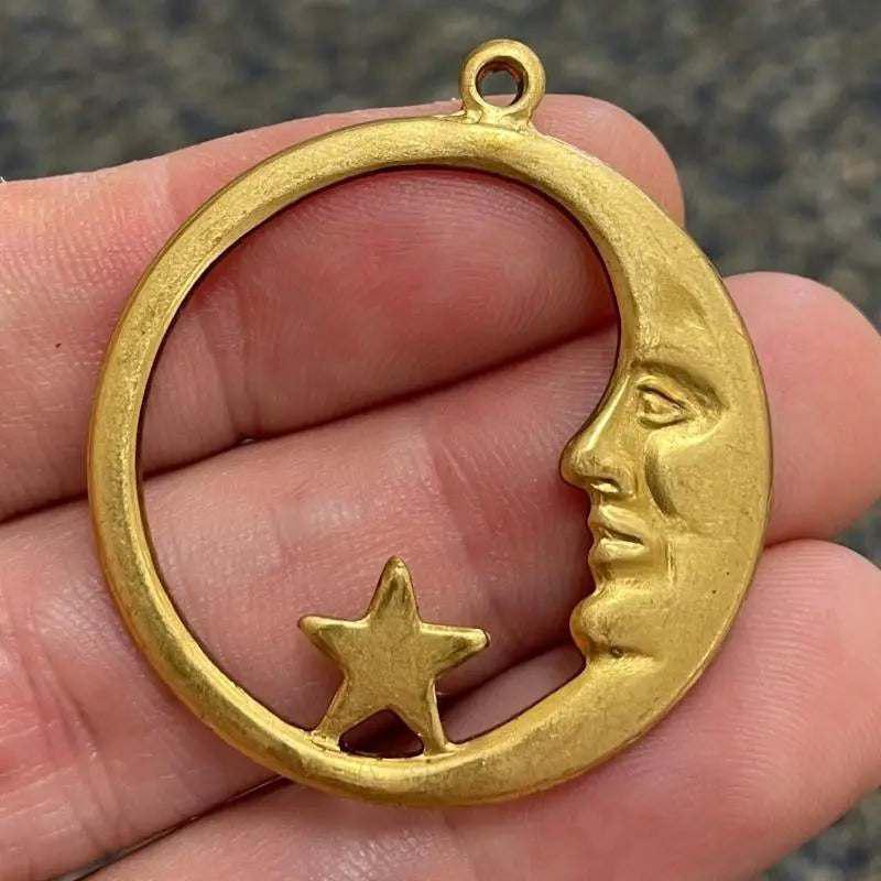 2 Vintage Brass Man in the Moon Round Pendants - Sea Beads