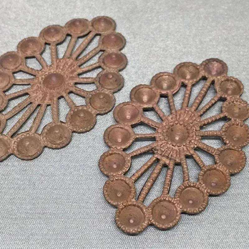 2 Vintage Brass Oval Metal Casting Spoke Settings - Sea Beads
