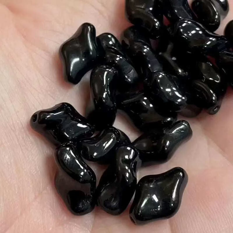 20 Vintage Black Twist Diamond Glass Beads - Sea Beads
