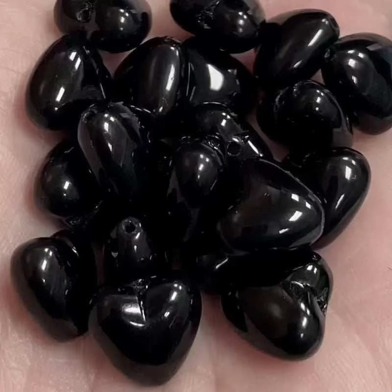 20 Vintage Czech Black Glass Heart Glass Beads - Sea Beads