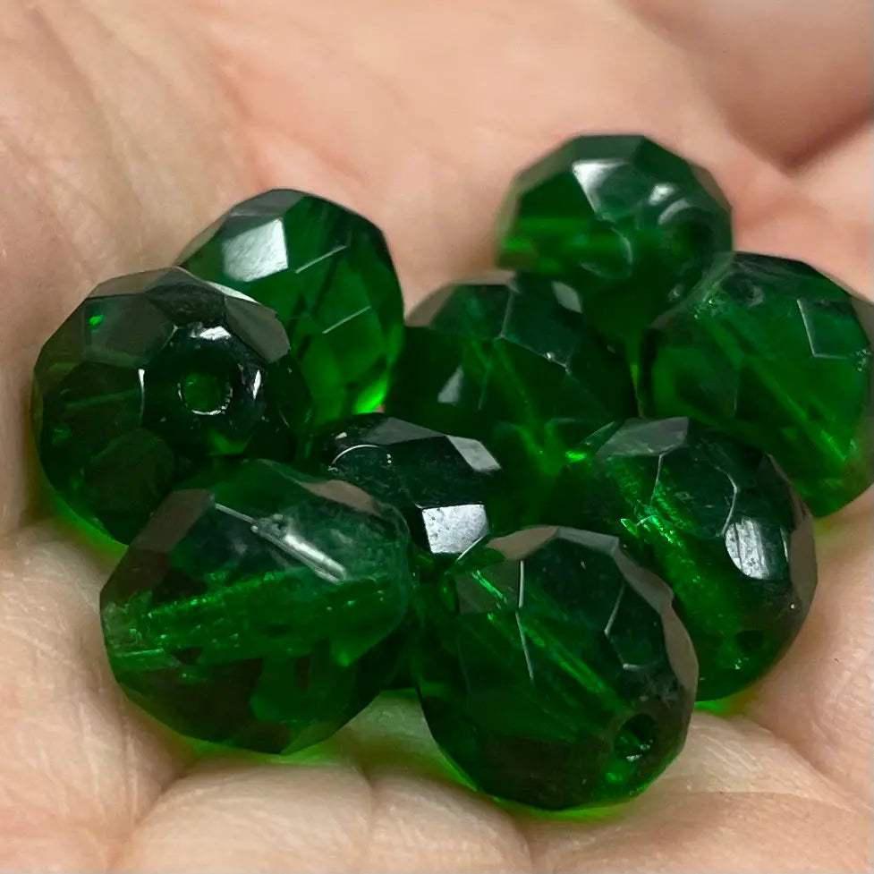 20 Vintage Green Czech Faceted Glass Beads - Sea Beads