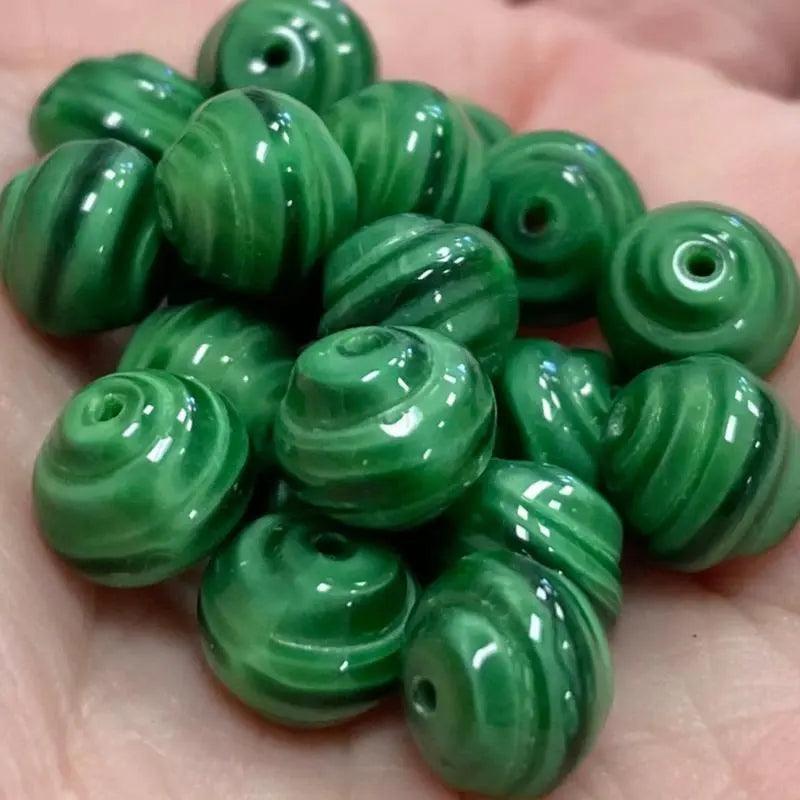 20 Vintage Green Spiral Round Glass Beads - Sea Beads