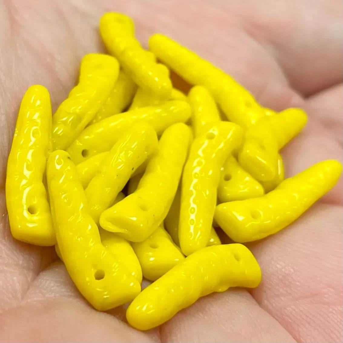 24 Vintage Textured Yellow Czech Dagger Glass Beads - Sea Beads