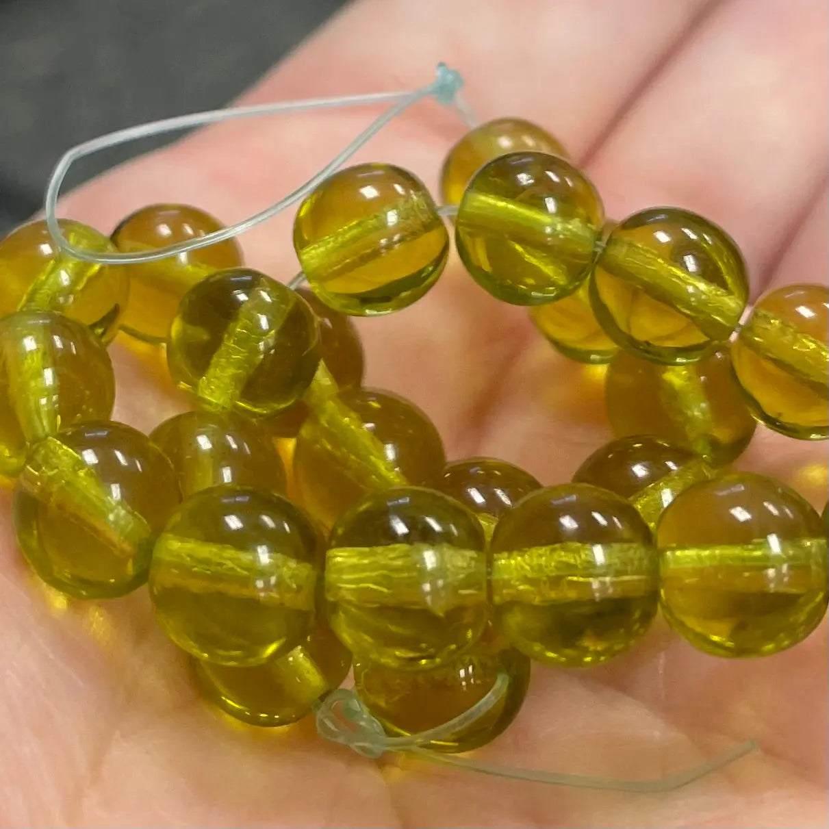 25 Green Golden Olive Czech Round Glass Beads - Sea Beads