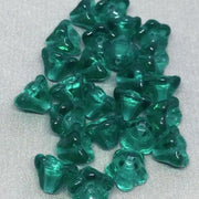 25 Green Emerald Czech Bell Flower Glass Beads - Sea Beads