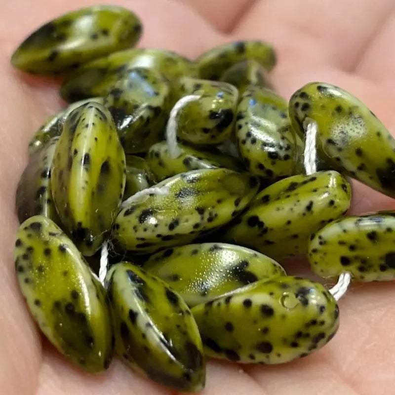 25 Olivine Picasso Twisted Dagger Czech Glass Beads - Sea Beads