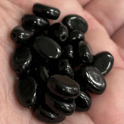 25 Vintage Black Oval Glass Beads - Sea Beads