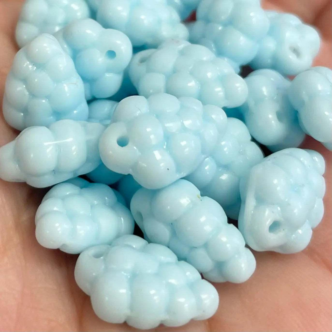 25 Vintage Blue Baby Grape Czech Glass Beads - Sea Beads