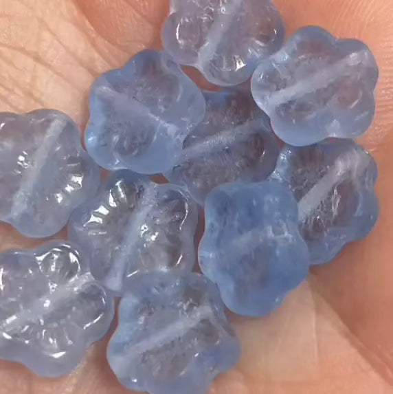 25 Vintage Blue Sapphire Light Flower Glass Beads - Sea Beads