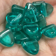 25 Vintage Green Zircon Czech Triangle Drop Glass Beads - Sea Beads