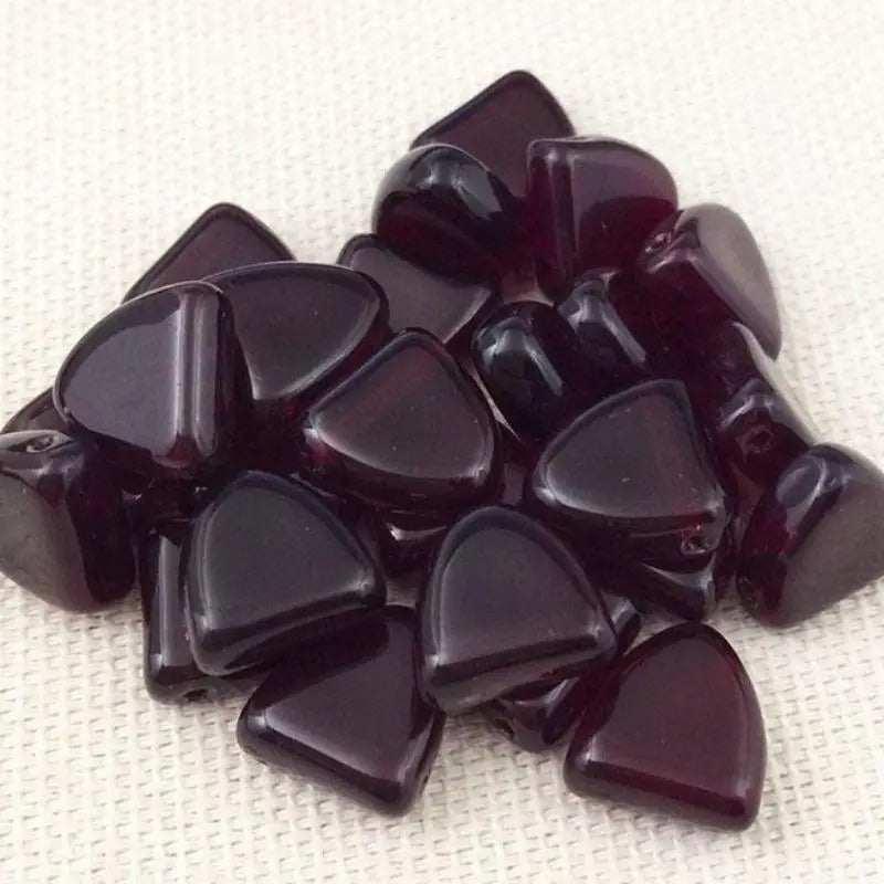 25 Vintage Red Garnet Dark Czech Triangle Drop Glass Beads - Sea Beads
