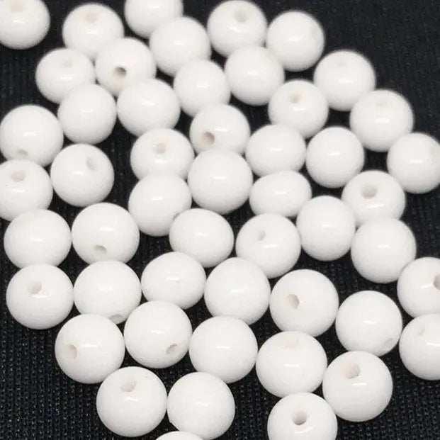 25 Vintage White Japan Round Glass Beads - Sea Beads