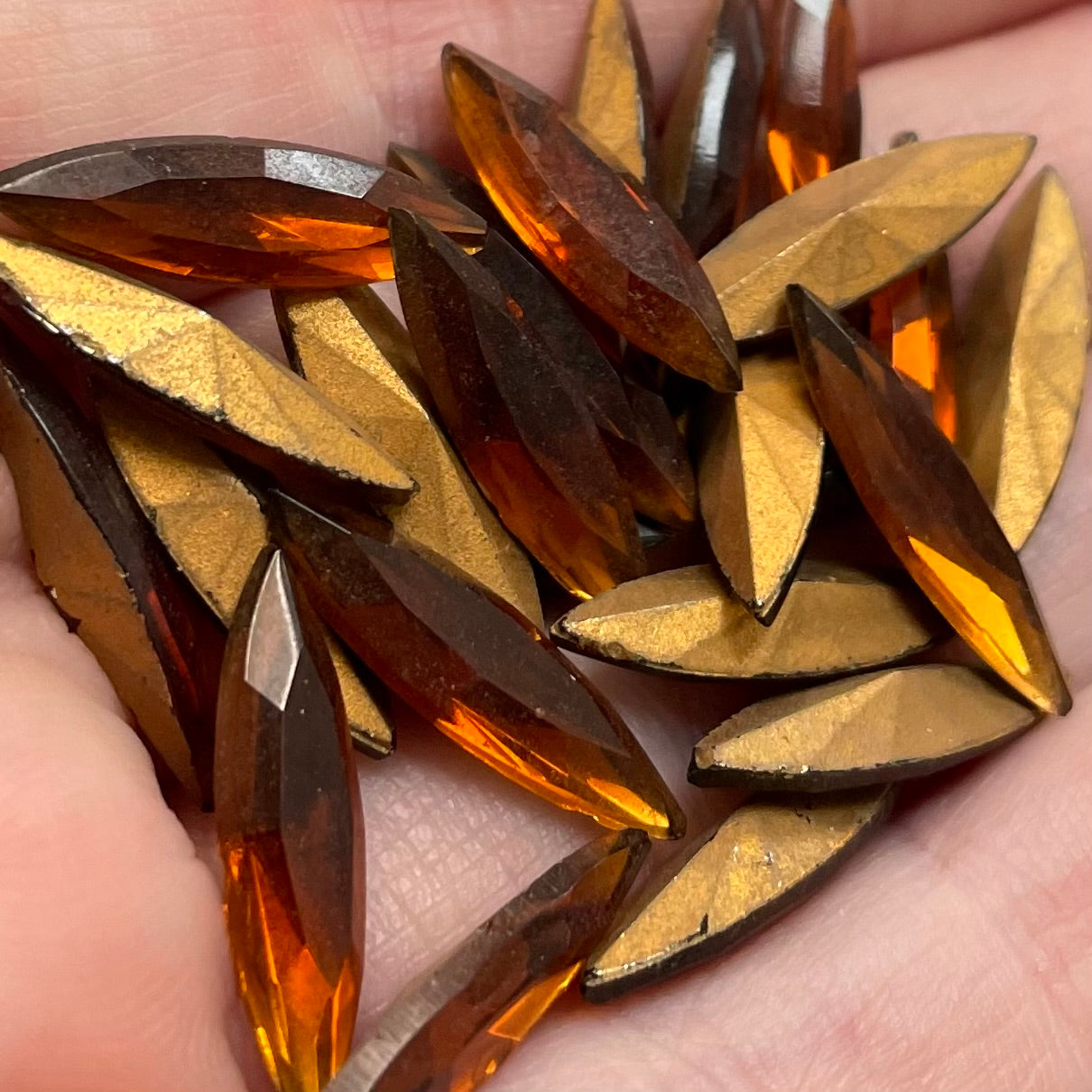 24 Vintage Amber Navette Glass Stones