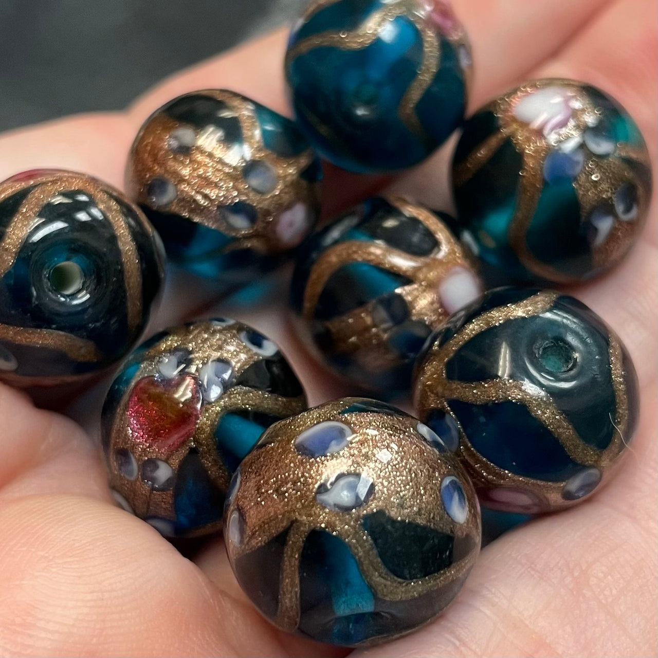 8 Vintage Blue Aqua Venetian Round Glass Beads