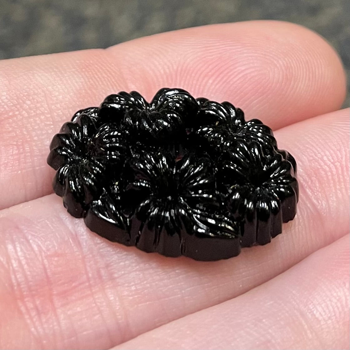 1 Vintage Black German Floral Oval Glass Cabochon