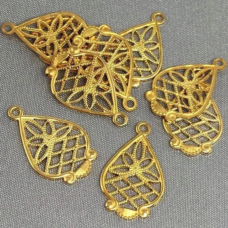 10 Vintage Brass Metal Pendants - Sea Beads