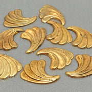 10 Vintage Brass Feather Metal Stampings - Sea Beads