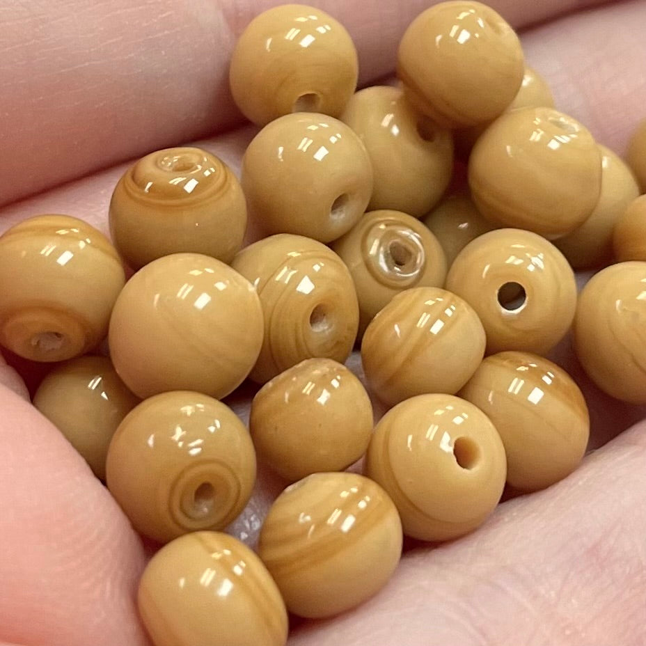 25 Vintage Beige Japan Round Glass Beads