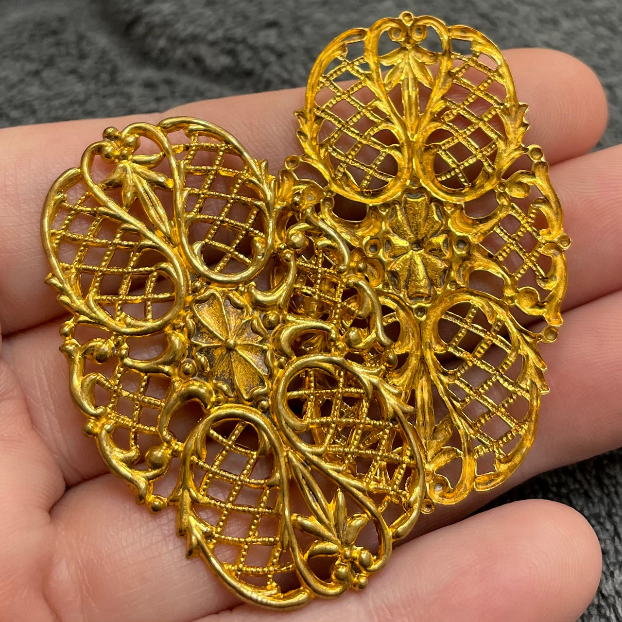 2 Vintage Brass Oval Filigree Stampings