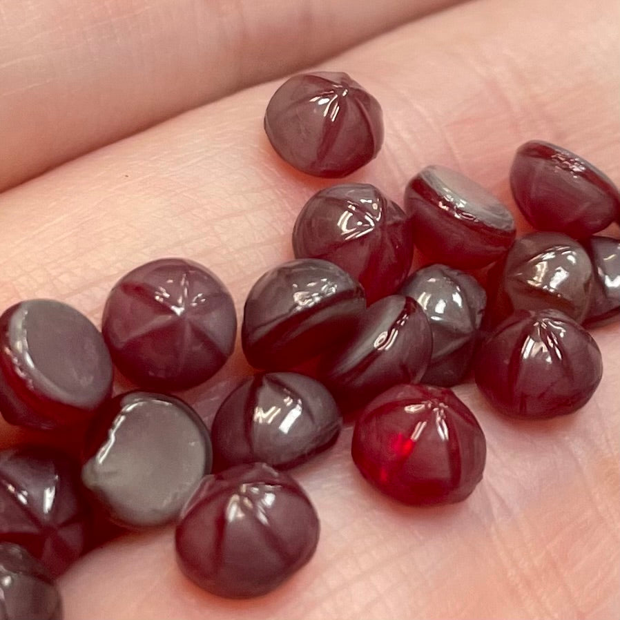 20 Vintage Grey Red German Givre Round Glass Cabochons