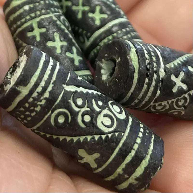 4 Vintage Black Green Peruvian Cylindrical Beads - Sea Beads