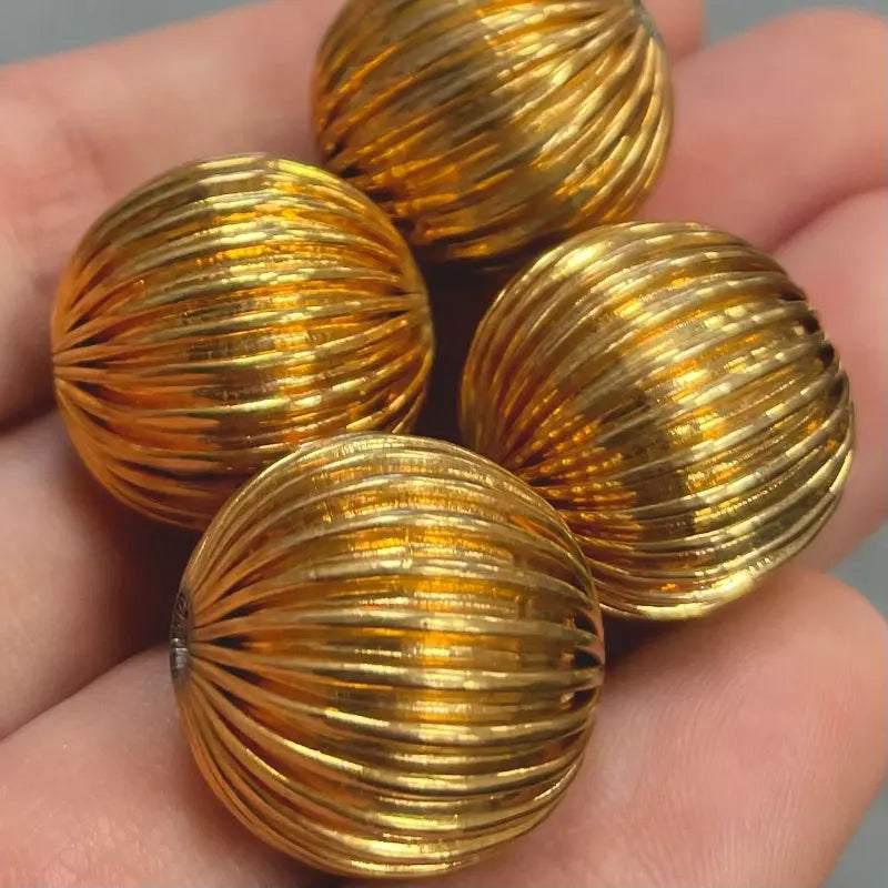 4 Vintage Brass Corrugated Round Metal Beads - Sea Beads